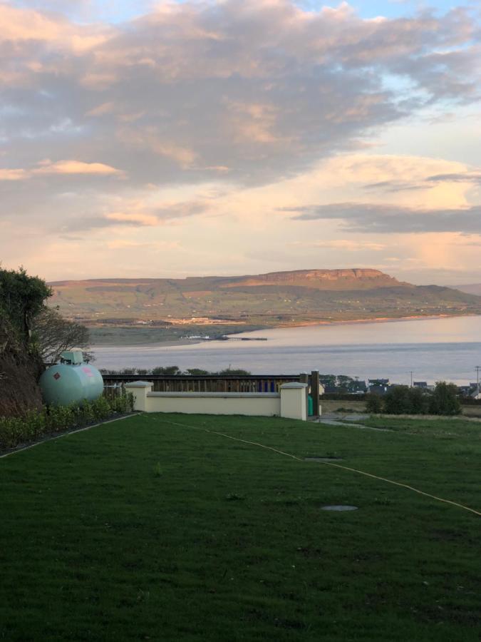 Foyle View Cabin グリーンキャッスル エクステリア 写真
